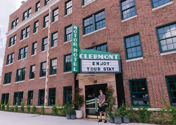 Luxury hotel only: Hotel Clermont Atlanta, By Oliver