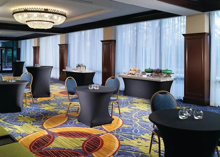 Pet Friendly hotel: Atlanta Airport Marriott